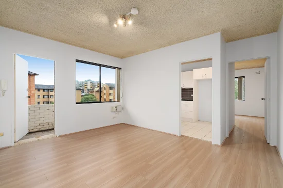 6/37 Nagle Street, Liverpool, NSW 2170