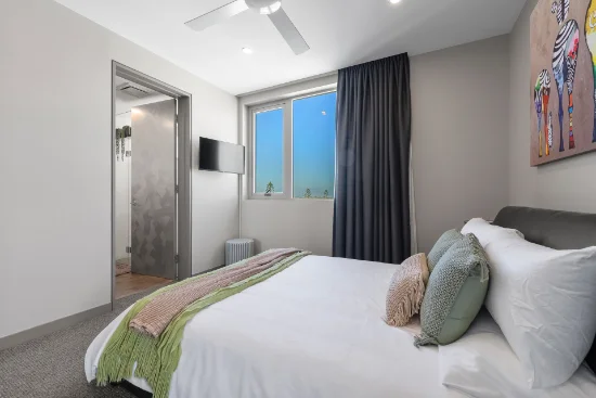 6/446 Marine Parade, Biggera Waters, Qld 4216-Image