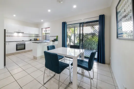 6/7 Erromango Drive, Jubilee Pocket, Qld 4802