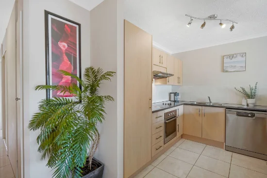 6/88 Stanhill Drive, Surfers Paradise, Qld 4217-Image
