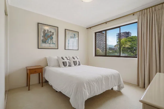 6/88 Stanhill Drive, Surfers Paradise, Qld 4217-Image
