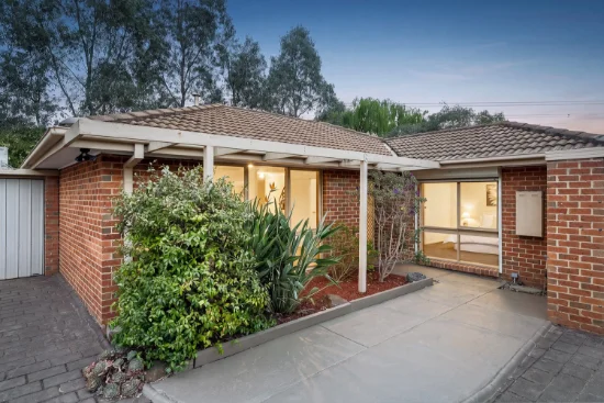6 Shoppers Lane, Taylors Lakes, Vic 3038