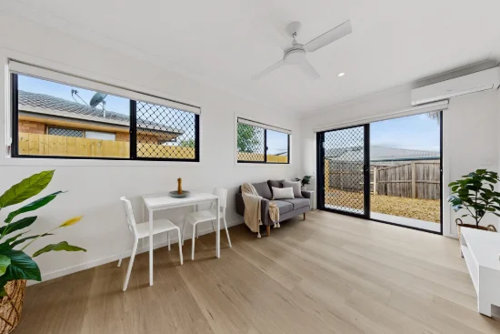 61 Robertson Rd, Raceview, Qld 4305