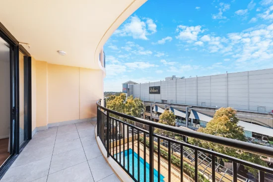 610/25-29 Hunter Street, Hornsby, NSW 2077
