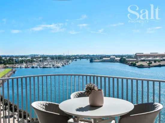 611/35 Honeysuckle Drive, Newcastle, NSW 2300-Image