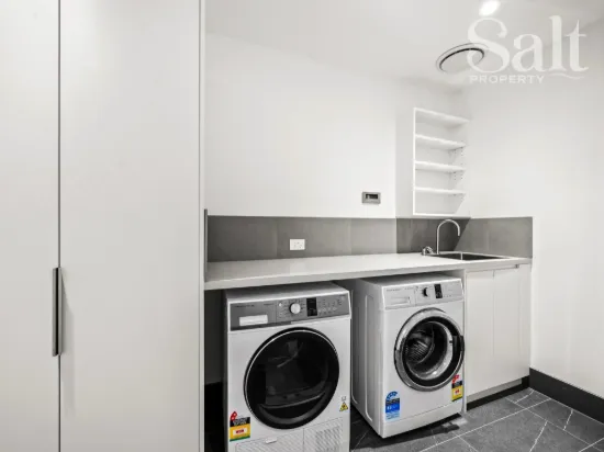 611/35 Honeysuckle Drive, Newcastle, NSW 2300-Image