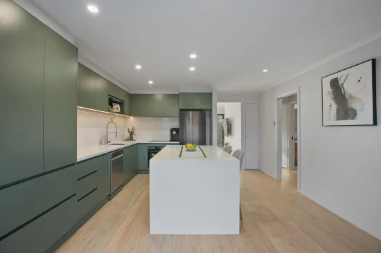 64 Elinda Place, Reservoir, Vic 3073