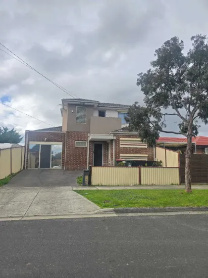 69A Woodburn Crescent, Meadow Heights, Vic 3048