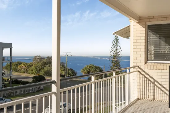 7/1 Annie Street, Woody Point, Qld 4019