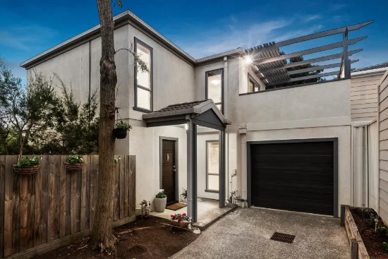 7/10 Houston Court, Box Hill South VIC 3128 - For Rent