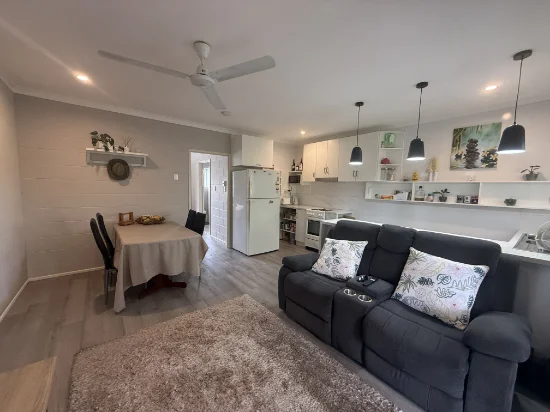 7/10 Springfield Crescent, Manoora, Qld 4870