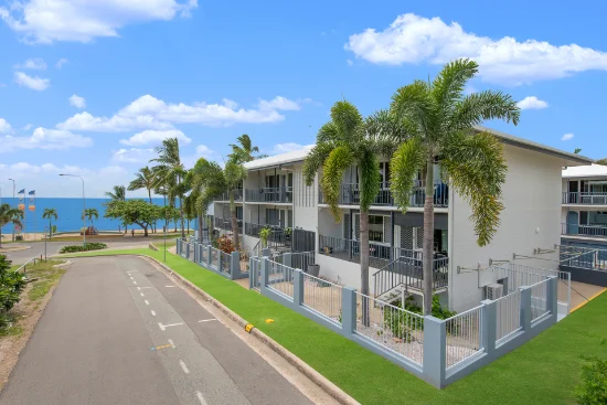7/108-109 The Strand, North Ward, Qld 4810 - For Rent