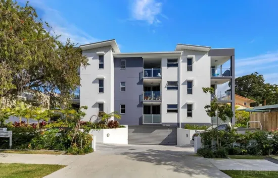 7/14-16 Proud Street, Labrador QLD 4215-Image
