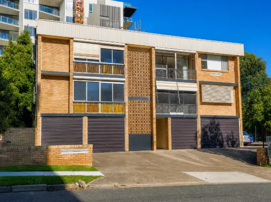 7/16 Regina Street, Greenslopes, Qld 4120