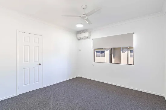 7/2-4 Macrossan St, South Townsville, Qld 4810-Image