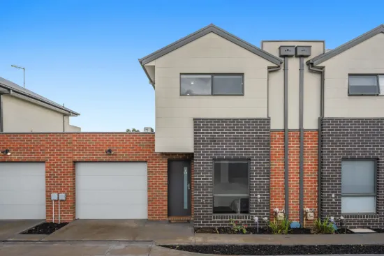 7/204 Saltlake Boulevard, Wollert, Vic 3750