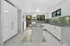 7/33 Scenic Highway, Cooee Bay, Qld 4703-Image