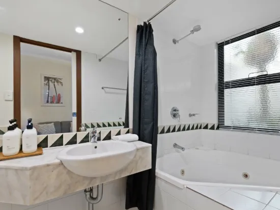 7/35 Macrossan Street, Port Douglas, Qld 4877-Image