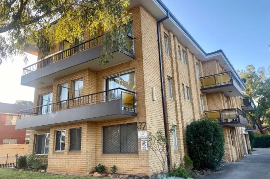 7/37 Calliope Street, Guildford, NSW 2161