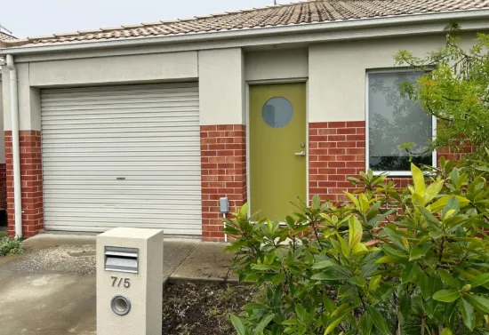 7/5 Oxford St, Whittington, Vic 3219
