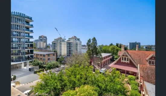 701/188 Shafston Avenue, Kangaroo Point, Qld 4169-Image