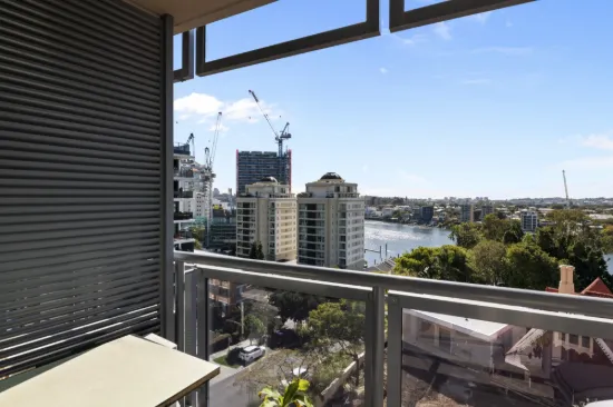 718/188 Shafston Avenue, Kangaroo Point, Qld 4169-Image