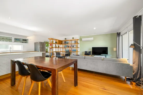 76B  McIlwraith Avenue, Norman Park, Qld 4170