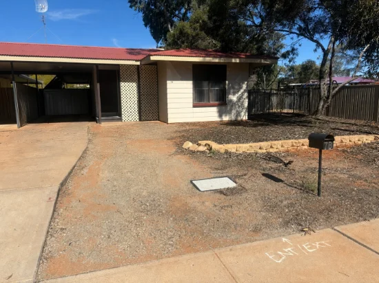 7B Curdimurka Street, Roxby Downs, SA 5725