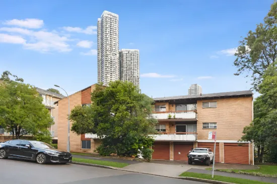 8/1 Robertson Street, Parramatta, NSW 2150