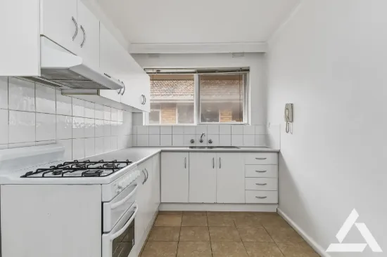 8/10 Kelvin Grove, Springvale, Vic 3171