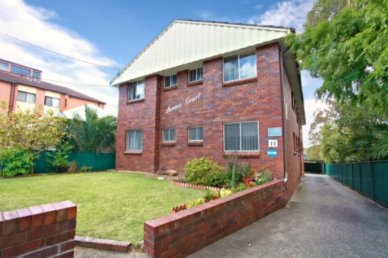 8/11 Lumley Street, Granville, NSW 2142