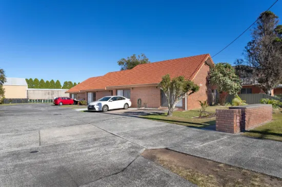 8/12-14 Peterborough Avenue, Lake Illawarra NSW 2528-Image