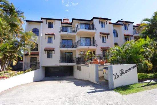 8/12 Canal Avenue, Runaway Bay, Qld 4216-Image