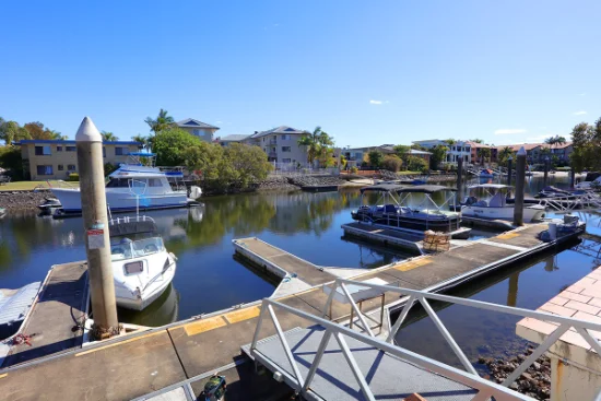8/12 Canal Avenue, Runaway Bay, Qld 4216-Image