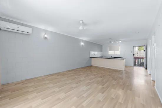 8/14 Island Drive, Cannonvale QLD 4802-Image