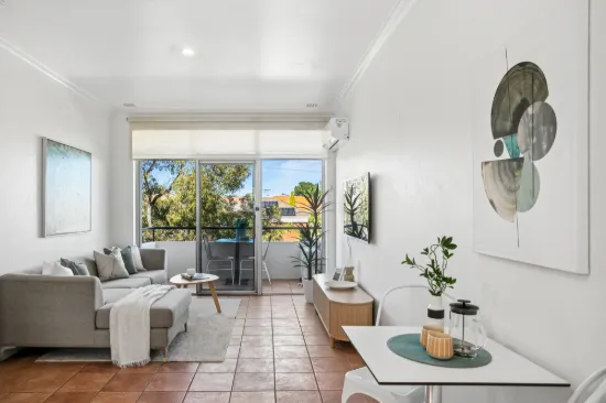 8/160 WATERLOO STREET, Tuart Hill, WA 6060