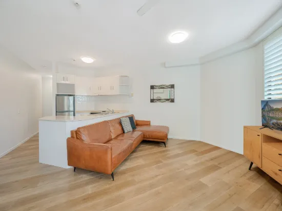 8/17-19 Brisbane Road, Mooloolaba, Qld 4557-Image