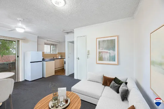 8/17-19 SANTLEY CRESCENT, Kingswood, NSW 2747