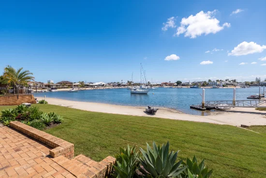 8/19 Carinya Street, Mooloolaba, Qld 4557 - For Sale