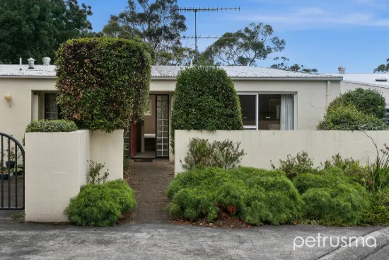 8/2-4 Channel Highway, Taroona, Tas 7053