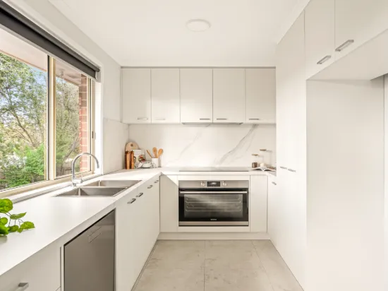 8/2 Allington Place, Langwarrin, Vic 3910