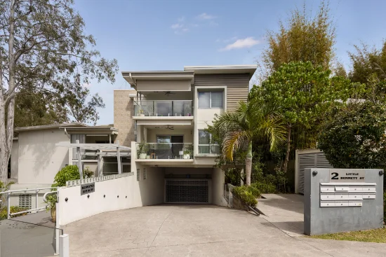 8/2 Little Bennett Street, Norman Park, Qld 4170