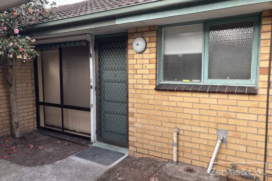 8/2 Thomas Street, Clayton, Vic 3168