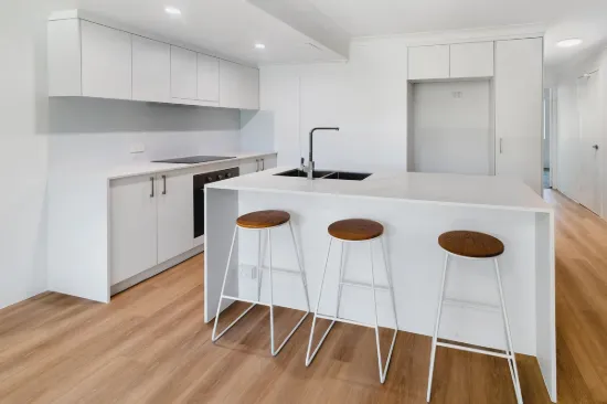 8/21 Huth Street, Labrador, Qld 4215