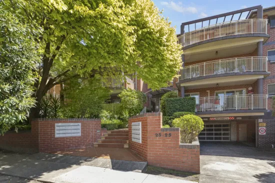 8/23-25 Burdett Street, Hornsby, NSW 2077
