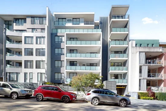 8/2A Angas Street, Meadowbank, NSW 2114