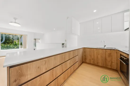 8/377 Canning Highway, Como, WA 6152