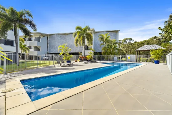 8/39-43 Scenic Highway, Cooee Bay, Qld 4703