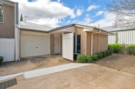 8/46 Gordon Avenue, Newtown, Qld 4350