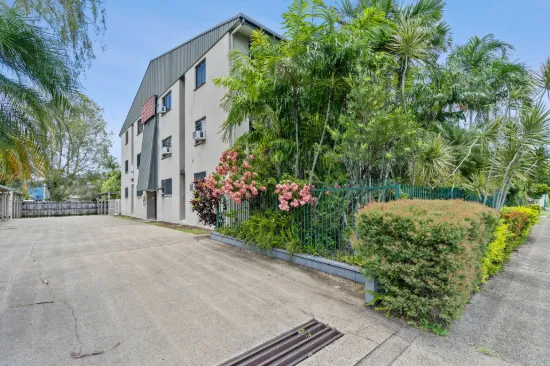 8/49-51 Digger Street, Cairns North, Qld 4870